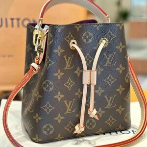 Large Louis Vuitton Monogram Bucket Bag